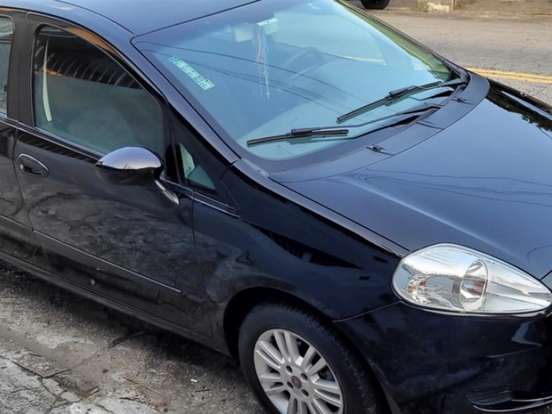 FIAT-PUNTO-1.4 ATTRACTIVE 8V FLEX 4P MANUAL FIAT-PUNTO-2011