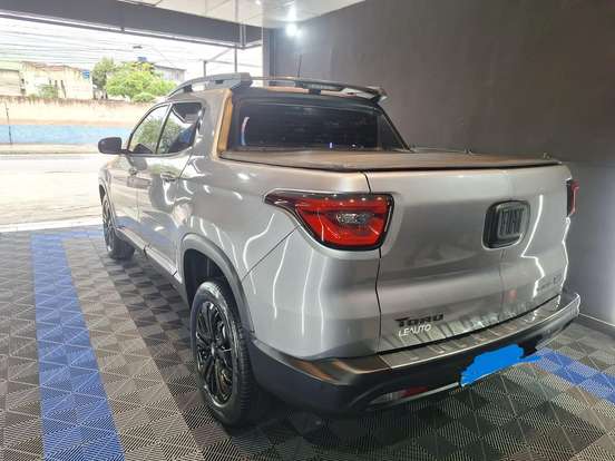 FIAT-TORO-2023