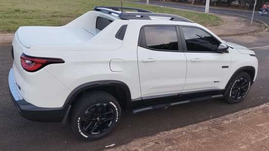 FIAT-TORO-2021