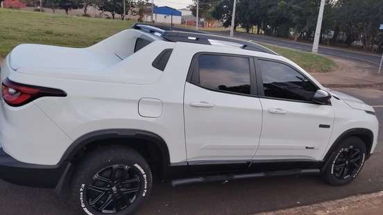 FIAT-TORO-2021