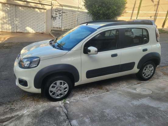FIAT-UNO-1.0 EVO WAY 8V FLEX 4P MANUAL FIAT-UNO-2014