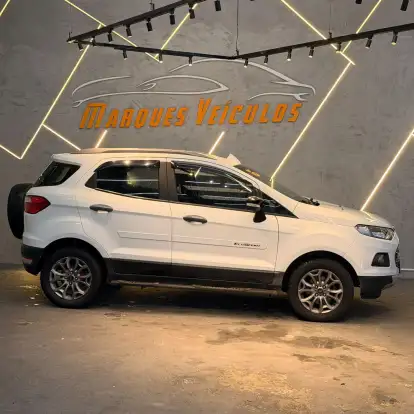 FORD-ECOSPORT-2015