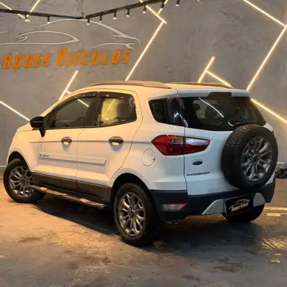 FORD-ECOSPORT-2015
