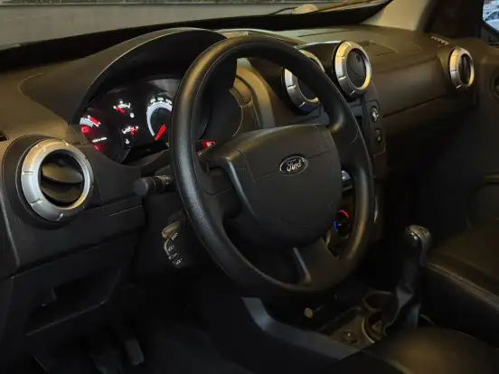 FORD-ECOSPORT-2011