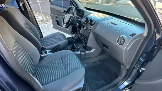 FORD-ECOSPORT-2006