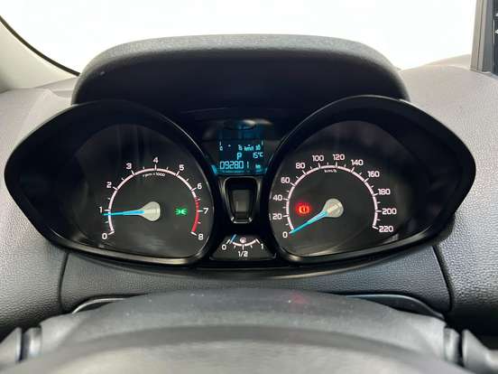 FORD-ECOSPORT-2015