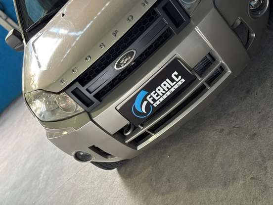 FORD-ECOSPORT-2009