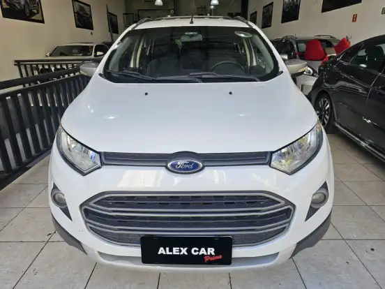 FORD-ECOSPORT-2015
