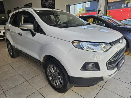 FORD-ECOSPORT-2015