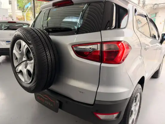 FORD-ECOSPORT-2015