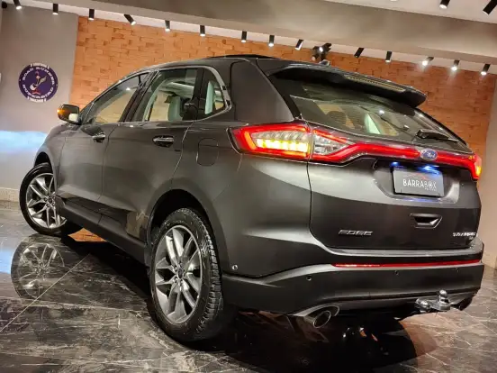 FORD-EDGE-2016