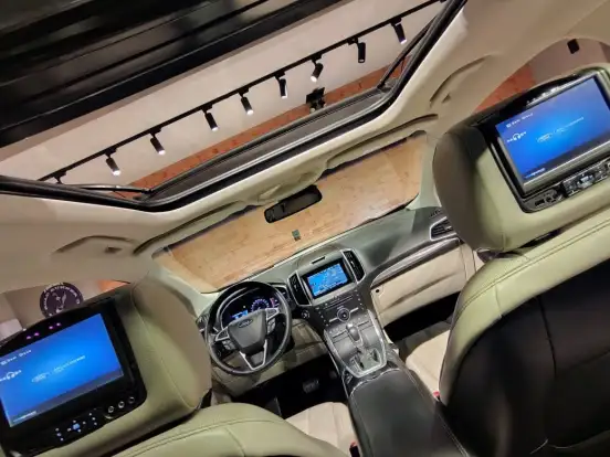 FORD-EDGE-2016