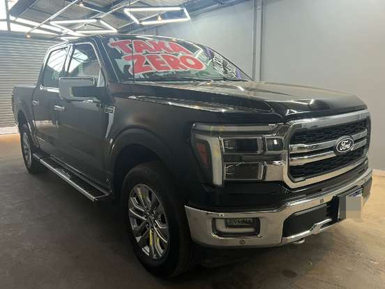 FORD-F-150-5.0 V8 GASOLINA CD LARIAT BLACK FX4 AUTOMÁTICO FORD-F-150-2024