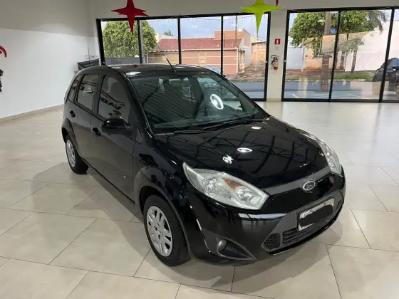 FORD FIESTA 1.0 ROCAM HATCH 8V FLEX 4P MANUAL