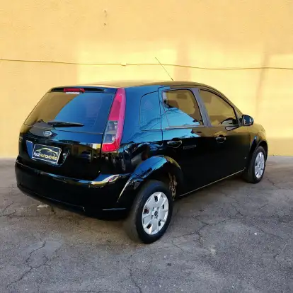 FORD-FIESTA-2013