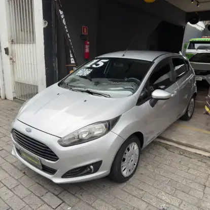 FORD-FIESTA-2015
