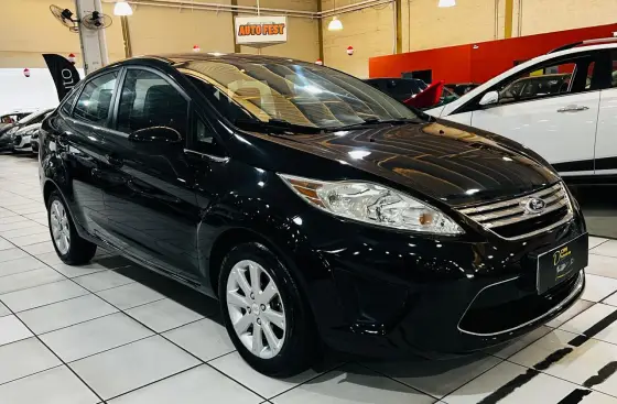 FORD FIESTA 1.6 MPI HATCH 8V FLEX 4P MANUAL