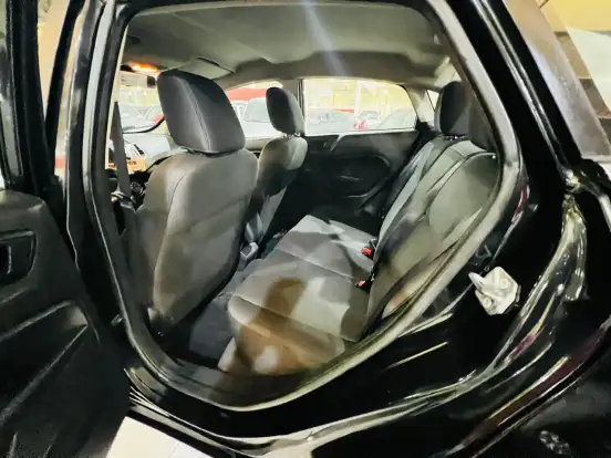 FORD-FIESTA-2011
