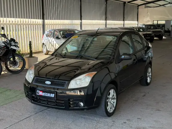 FORD FIESTA 1.6 MPI SEDAN 8V FLEX 4P MANUAL