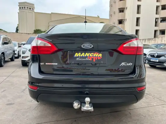 FORD-FIESTA-2013