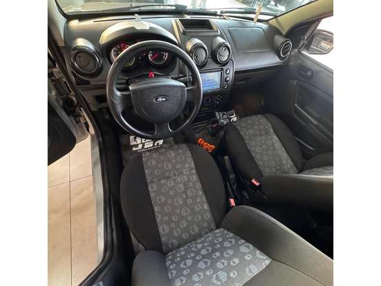 FORD-FIESTA-1.0 ROCAM SE 8V FLEX 4P MANUAL FORD-FIESTA-2013