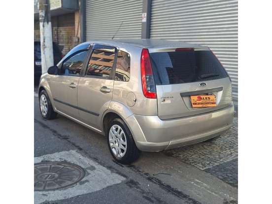 FORD-FIESTA-1.0 ROCAM SE PLUS HATCH 8V FLEX 4P MANUAL FORD-FIESTA-2013