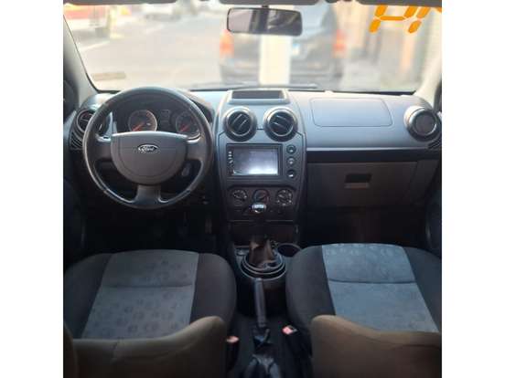 FORD-FIESTA-1.0 ROCAM SE PLUS HATCH 8V FLEX 4P MANUAL FORD-FIESTA-2013