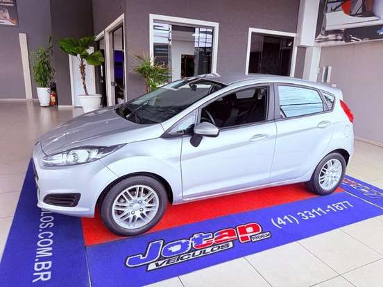 FORD-FIESTA-2015