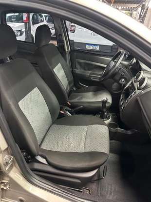FORD-FIESTA-2012