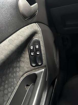 FORD-FIESTA-2012