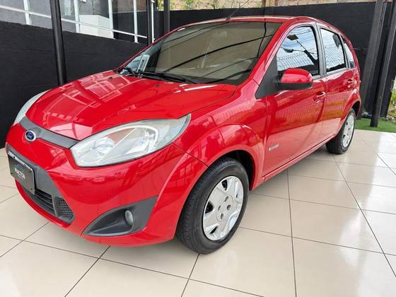 FORD FIESTA 1.6 MPI CLASS HATCH 8V FLEX 4P MANUAL