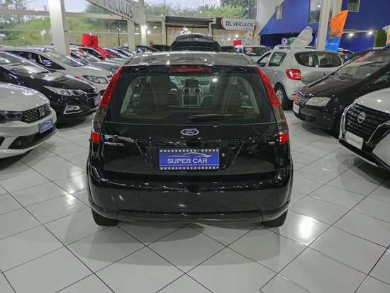 FORD-FIESTA-2012