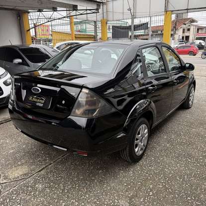 FORD-FIESTA-2013