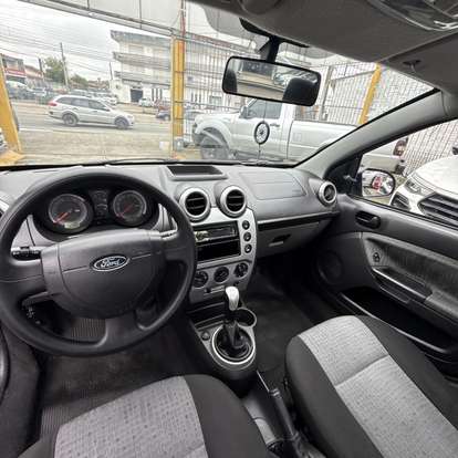FORD-FIESTA-2013