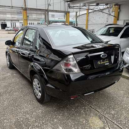 FORD-FIESTA-2013