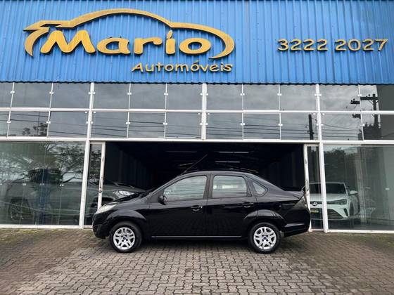 FORD FIESTA 1.6 ROCAM SEDAN 8V FLEX 4P MANUAL