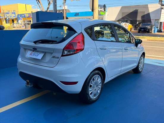 FORD-FIESTA-2017