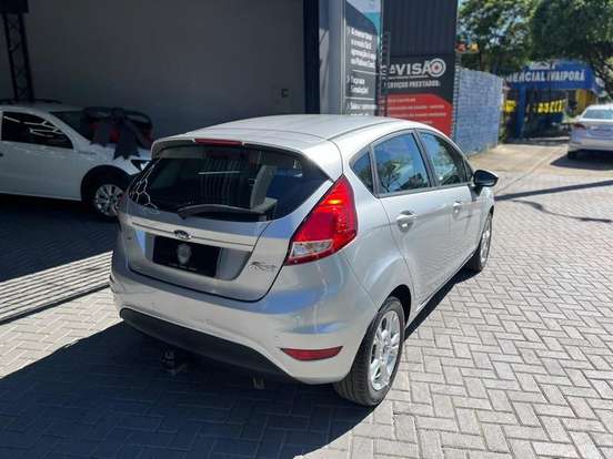 FORD-FIESTA-2013