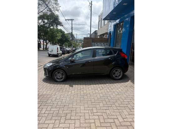 FORD-FIESTA-2018