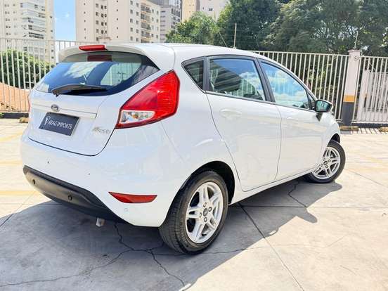 FORD-FIESTA-2018