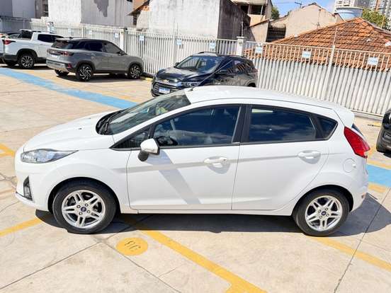 FORD-FIESTA-1.6 TI-VCT FLEX SEL POWERSHIFT FORD-FIESTA-2018