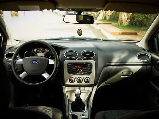 FORD-FOCUS-2013