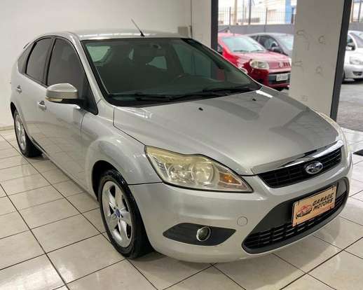 FORD-FOCUS-2013