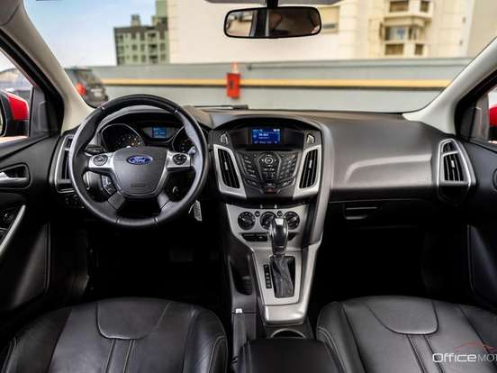 FORD-FOCUS-1.6 SE 16V FLEX 4P POWERSHIFT FORD-FOCUS-2014