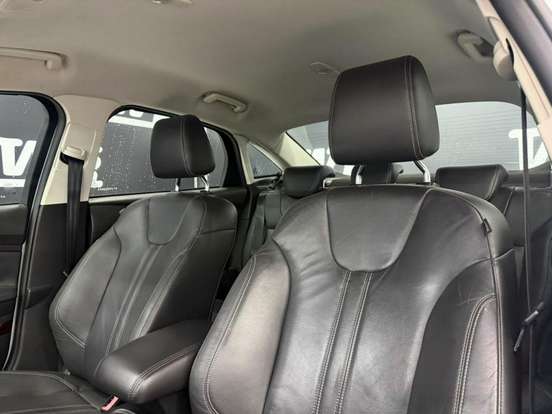 FORD-FOCUS-2015