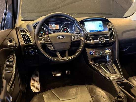 FORD-FOCUS-2016