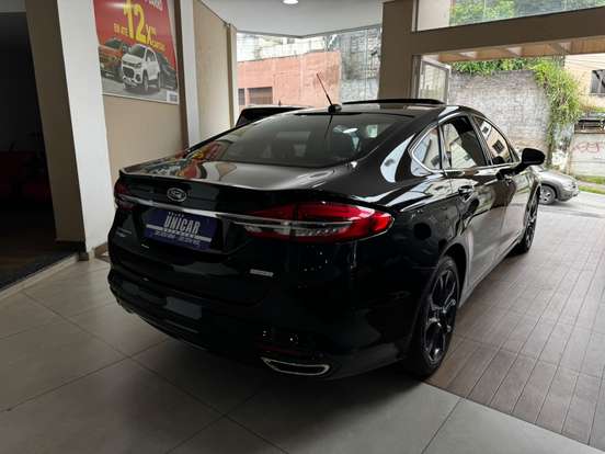 FORD-FUSION-2017