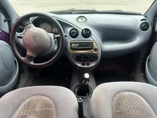FORD-KA-1997