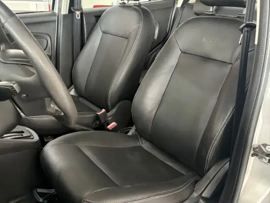 FORD-KA-1.5 TI-VCT FLEX SE PLUS SEDAN AUTOMÁTICO FORD-KA-2019
