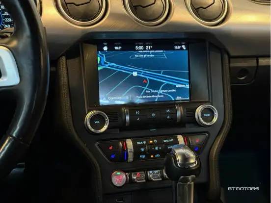 FORD-MUSTANG-2019